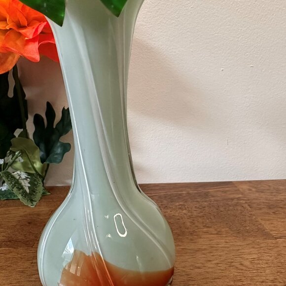 Vintage Hand‎ Blown Art Glass Vase Green Ruffled Top Orange Swirl Base MCM Decor - Picture 5 of 5
